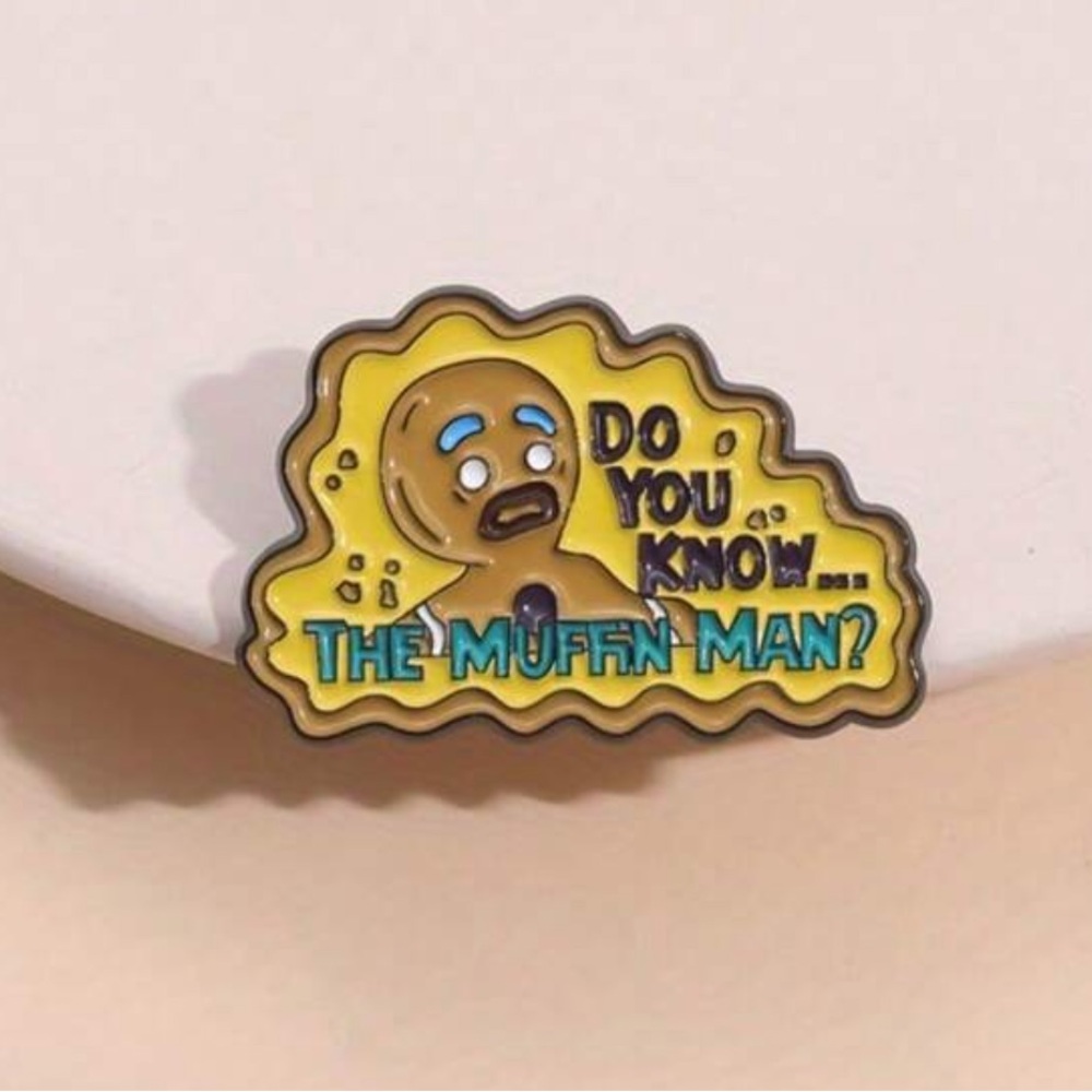 Gingy Enamel Pin - Yellow and Blue
